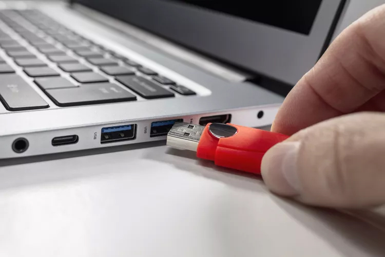 Universal Serial Bus Port